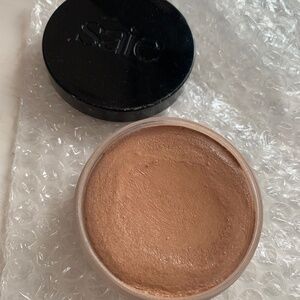 Saie Bronzer